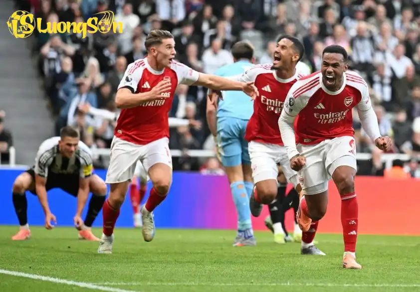 Arsenal vừa có chiến thắng 