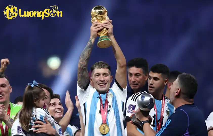 Lisandro Martinez được xem là trụ cột của ĐT Argentina trong những chiến dịch thành công gần đây