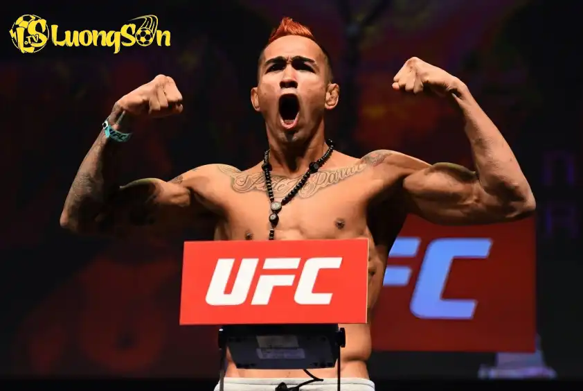 Godofredo Pepey thời còn thi đấu ở UFC. Godofredo Pepey thời còn thi đấu ở UFC.