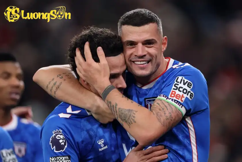 Sunderland mới là đội phải tiếc nuối khi chỉ có 1 điểm rời Anfield.